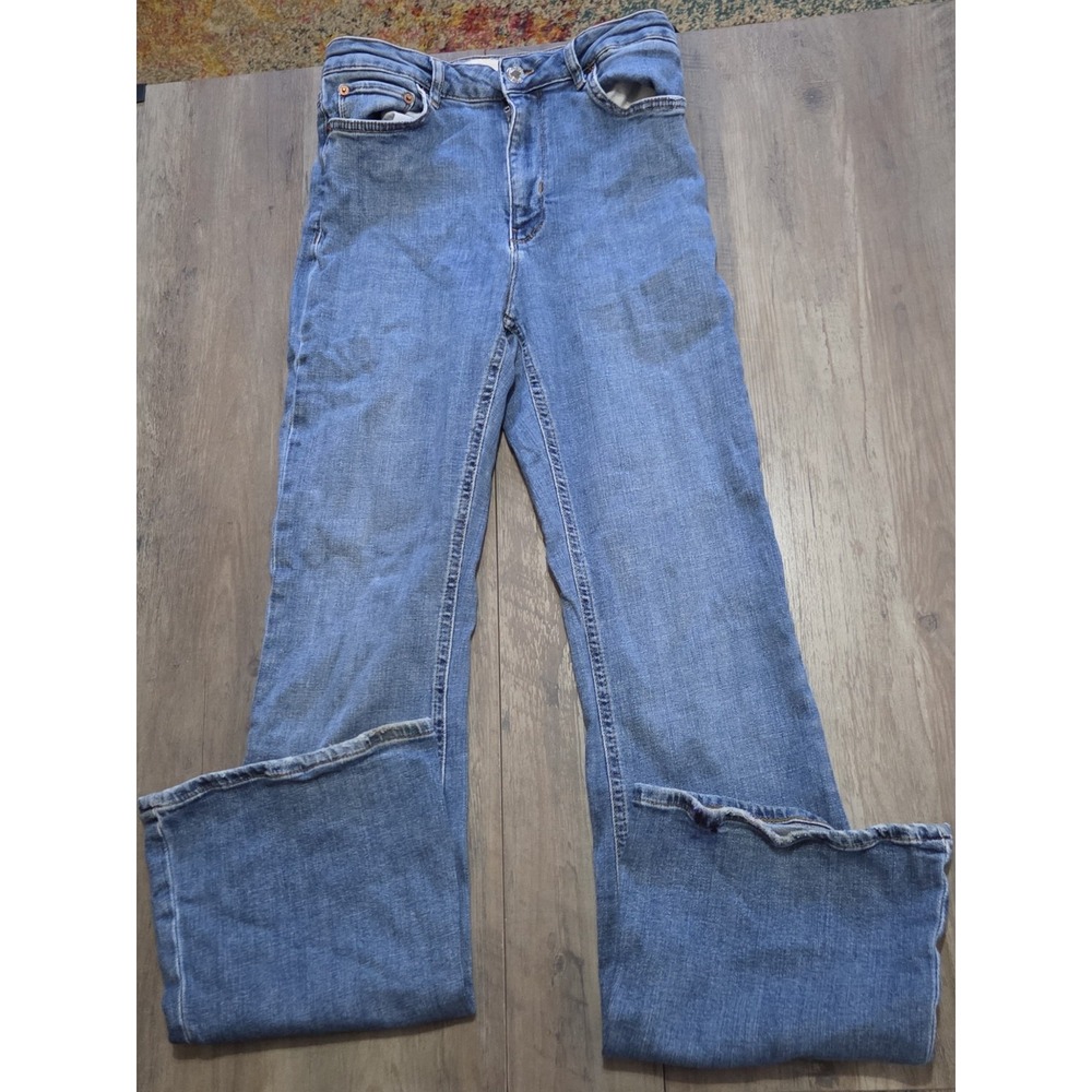 Zara Medium Wash Denim Flared Blue Jeans Women Sz 6